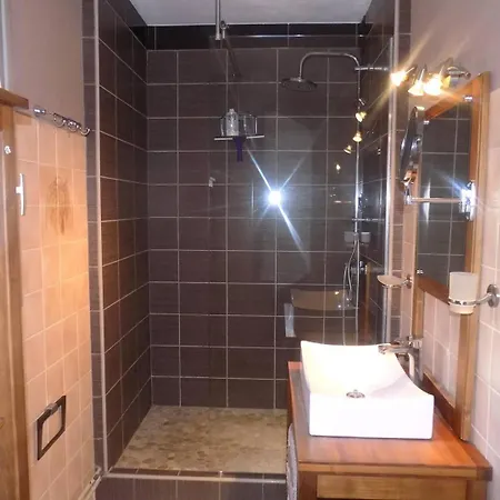 Georges De Didonne - En Rez-de-chaussee - Proche Apartment Saint-Georges-de-Didonne